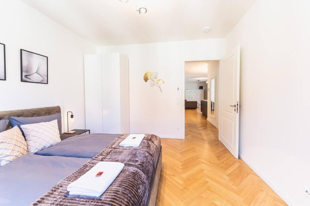 Tip! Erstklassiges 120 Qm Apartment Am Neumarkt Dresden Luaran gambar